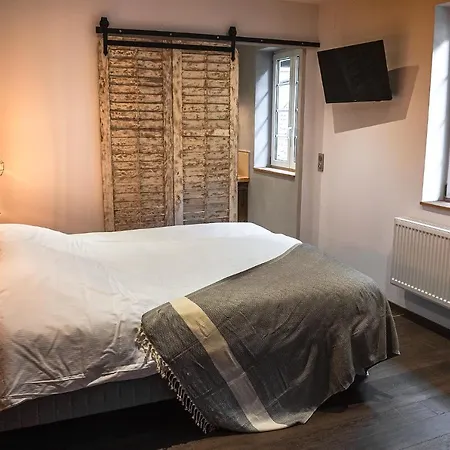 La Couronne A ホテル